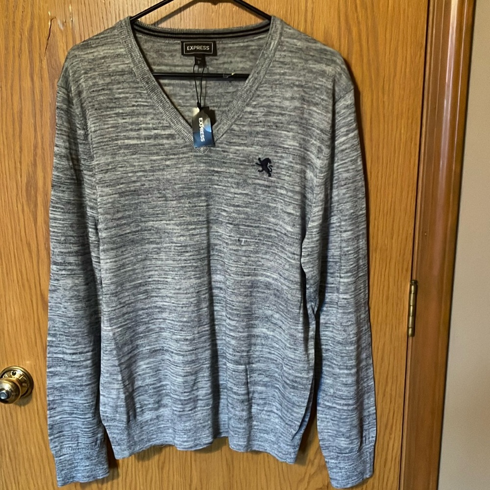 Express Gray V-Neck Sweater with Ribbed Detailing